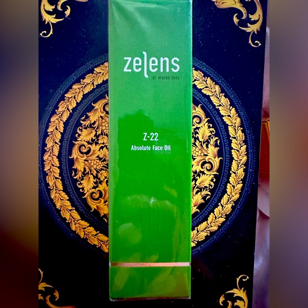 LUXURIOUS Zelens Z-22 Absolute Facial Oil- NIB- FULL SIZE